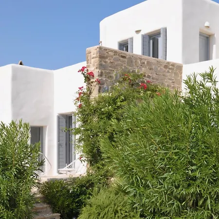 Paros Isterni Magnifique Avec Piscine Vue Mer, A 3 Min De La * Isterni (Paros)
